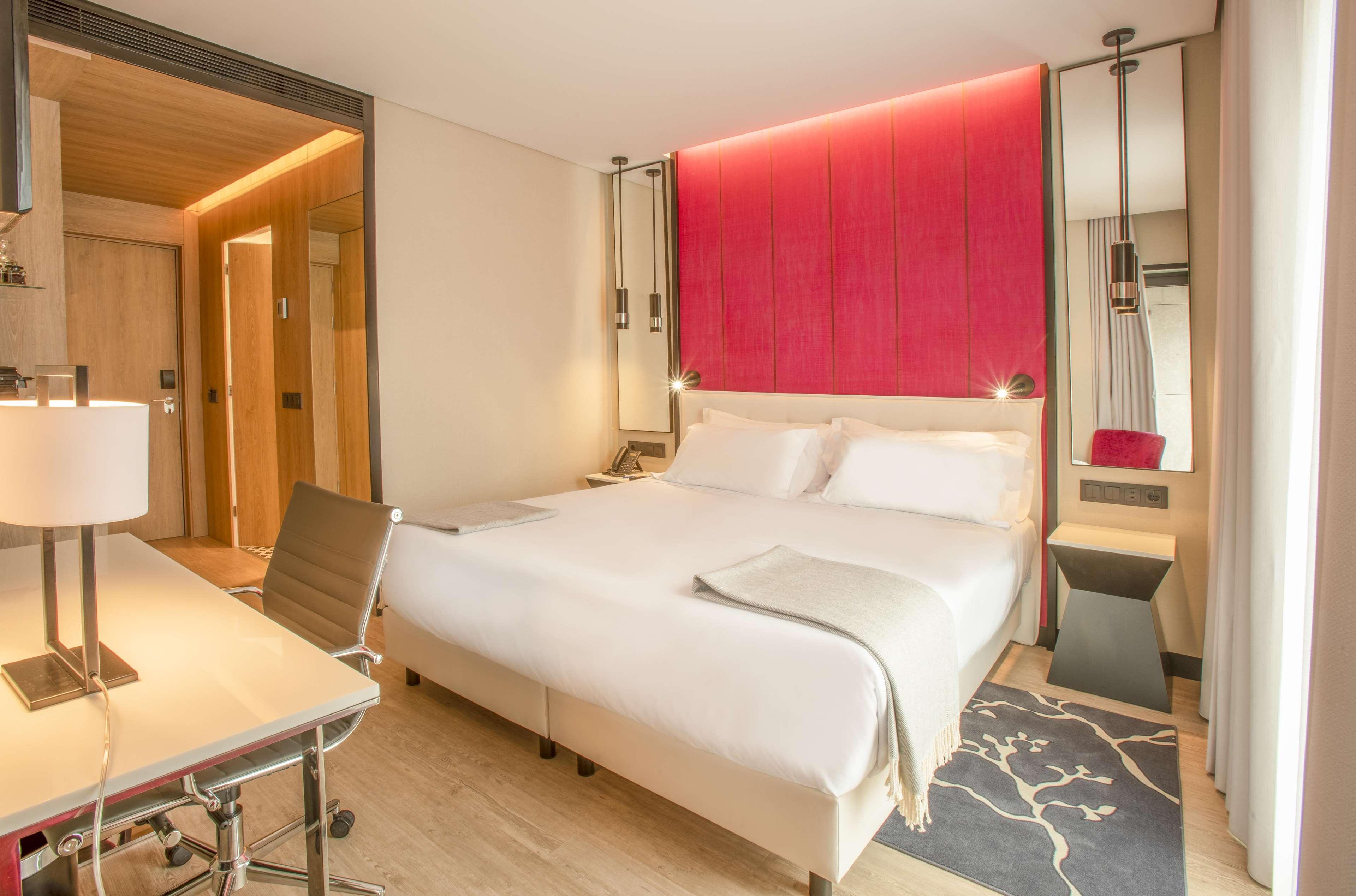 Hotel Nh Jardim 4*
